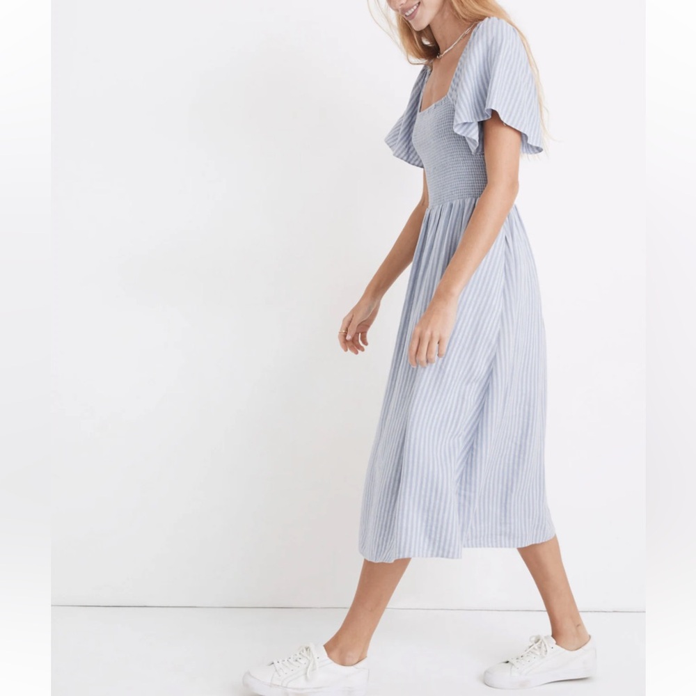 Madewell Lucie Smocked Square-Neck Midi Dress in Light Blue Stripe size M - Picture 2 of 6